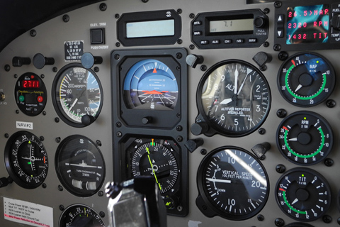 Turn indicators, artificial horizons and gyrocompasses  - Flight instruments repairs